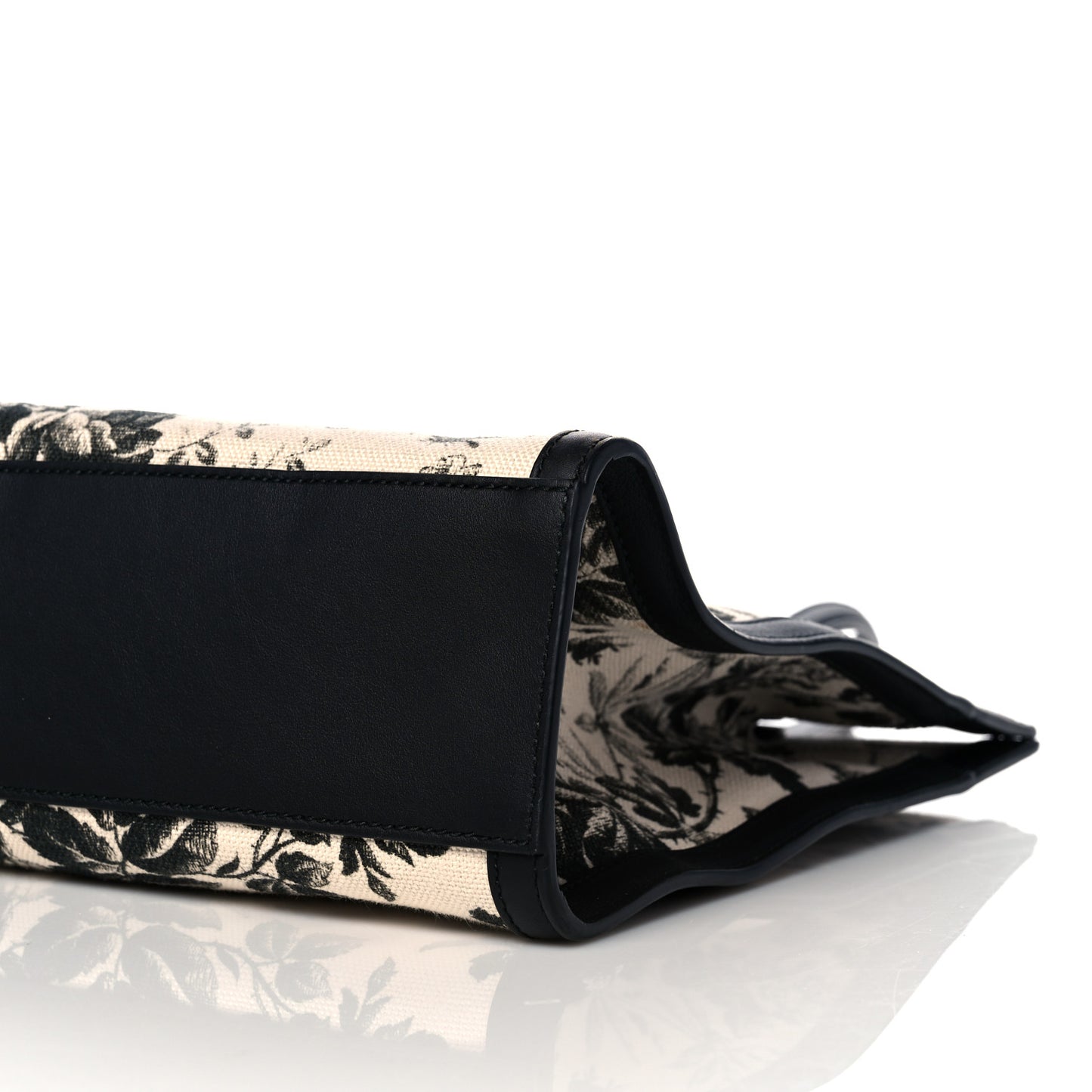 Canvas Herbarium Print Tote Black