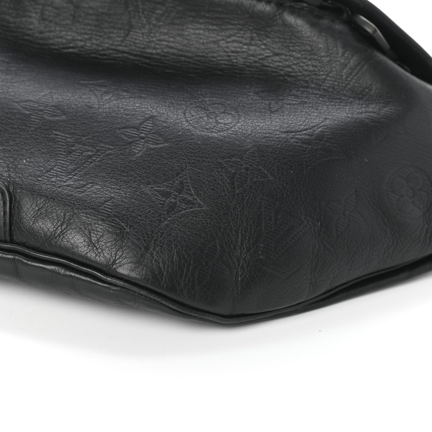 Calfskin Monogram Shadow Discovery Bumbag Black