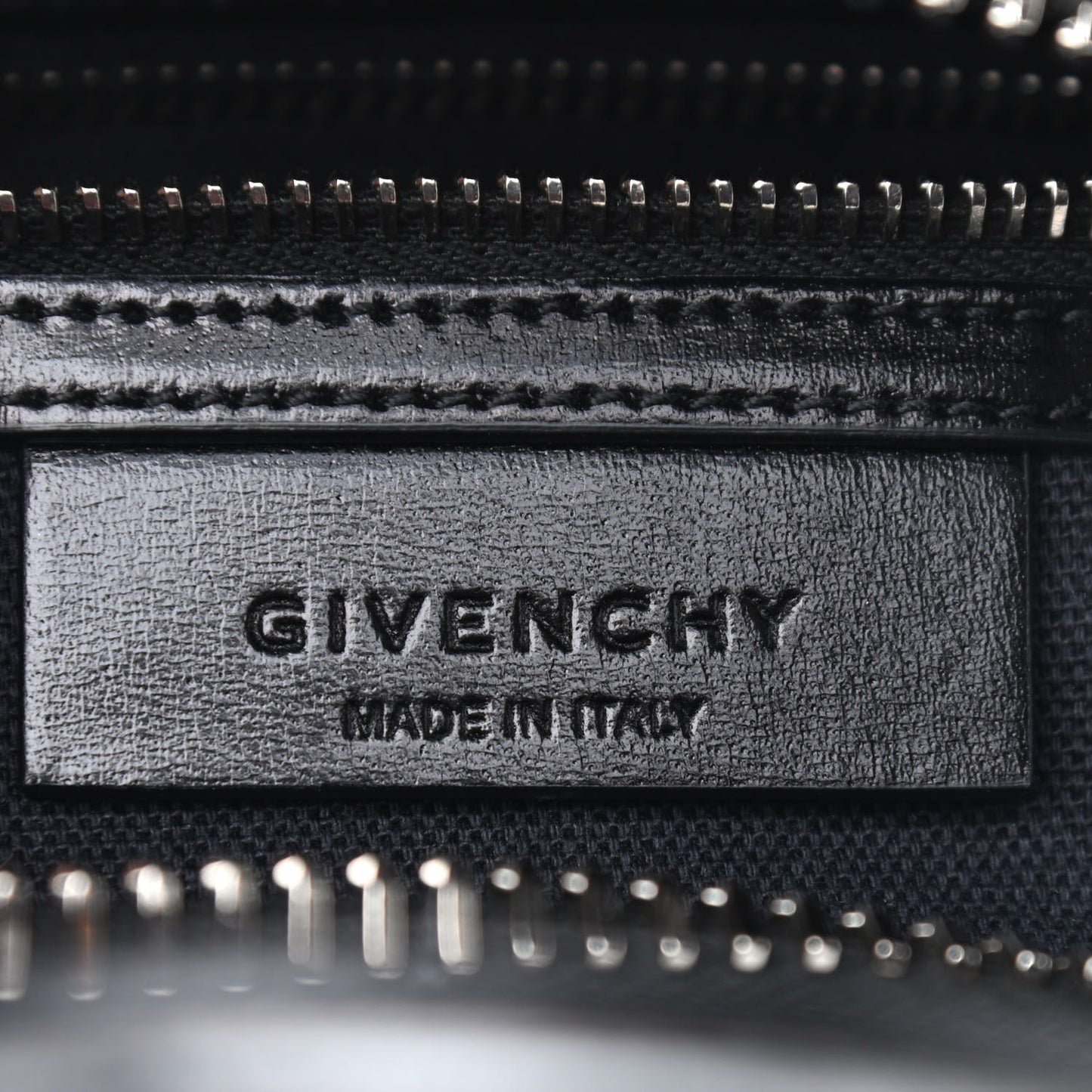 Shiny Lord Calfskin Mini Antigona Black