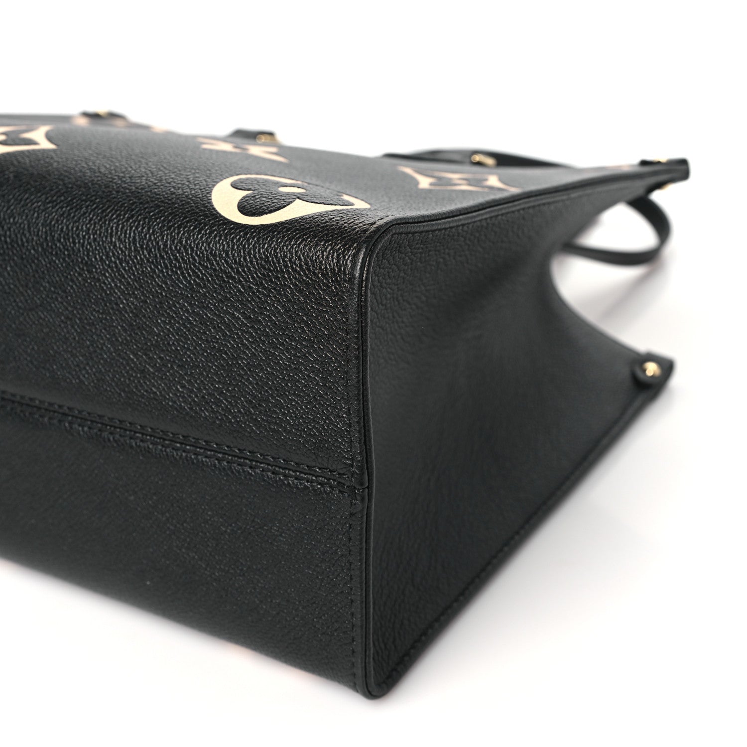 Louis Vuitton Empreinte Monogram Giant Onthego MM Black Beige 9 of 9