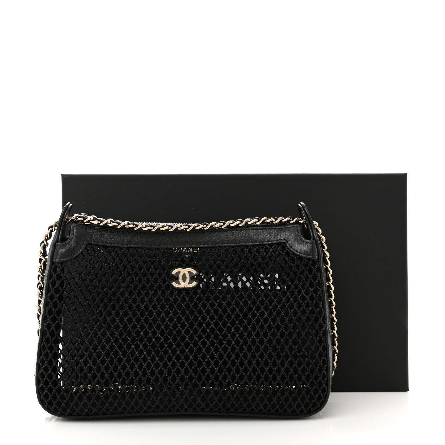 Mesh Shiny Lambskin Clutch With Chain Black