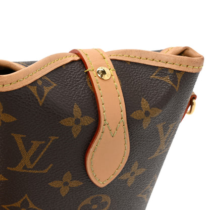 Louis Vuitton Monogram Fold Me Pouch 10 of 11