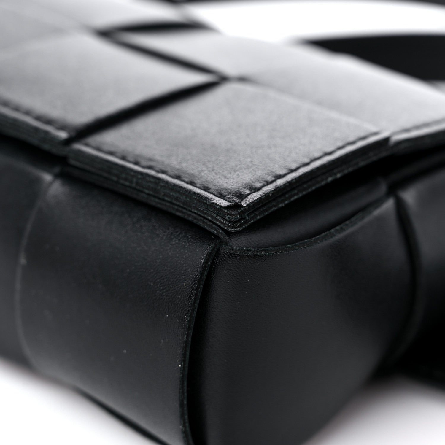 Bottega Veneta Nappa Maxi Intreccio The Belt Cassette Bag Black 7 of 13