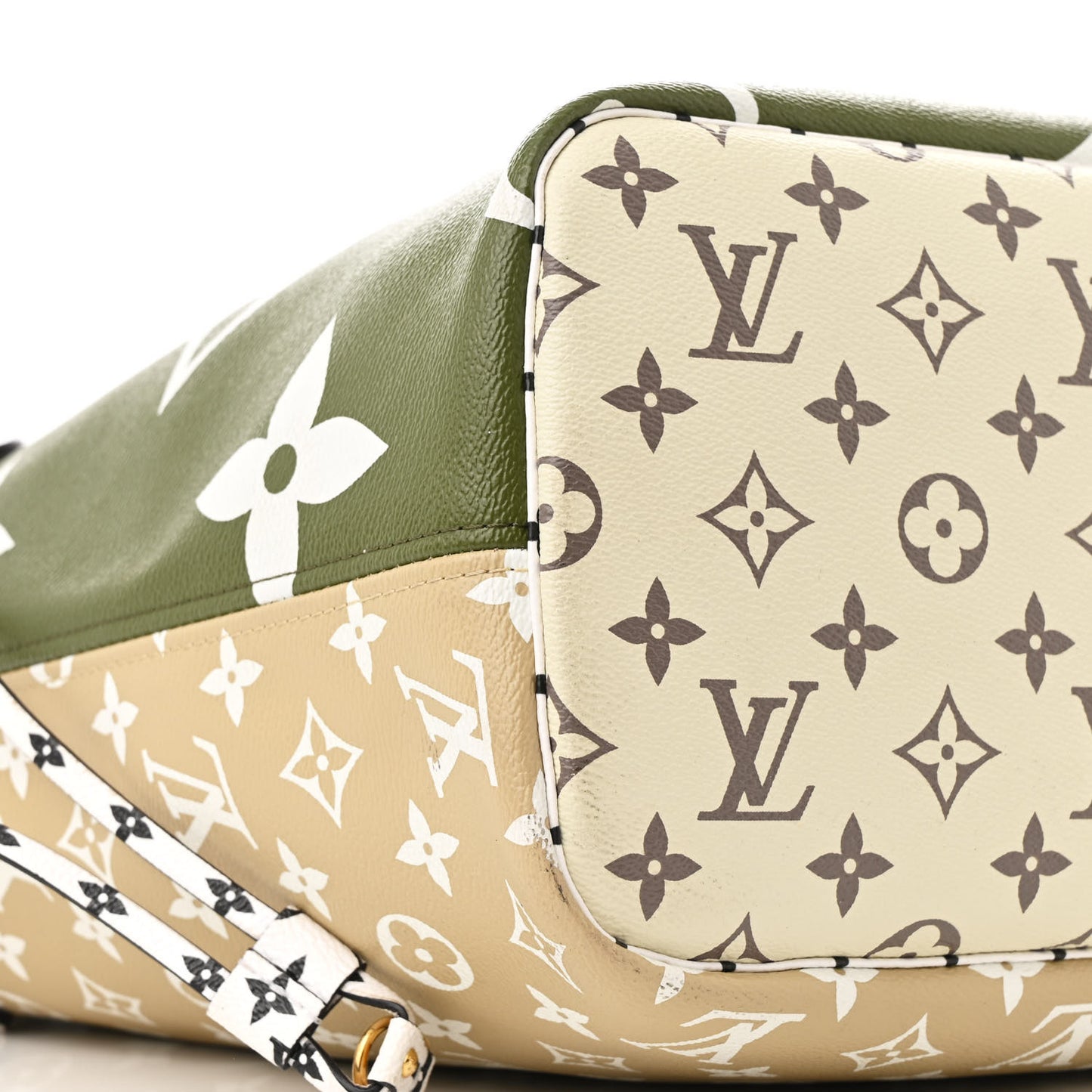 Monogram Giant Neverfull MM Kaki
