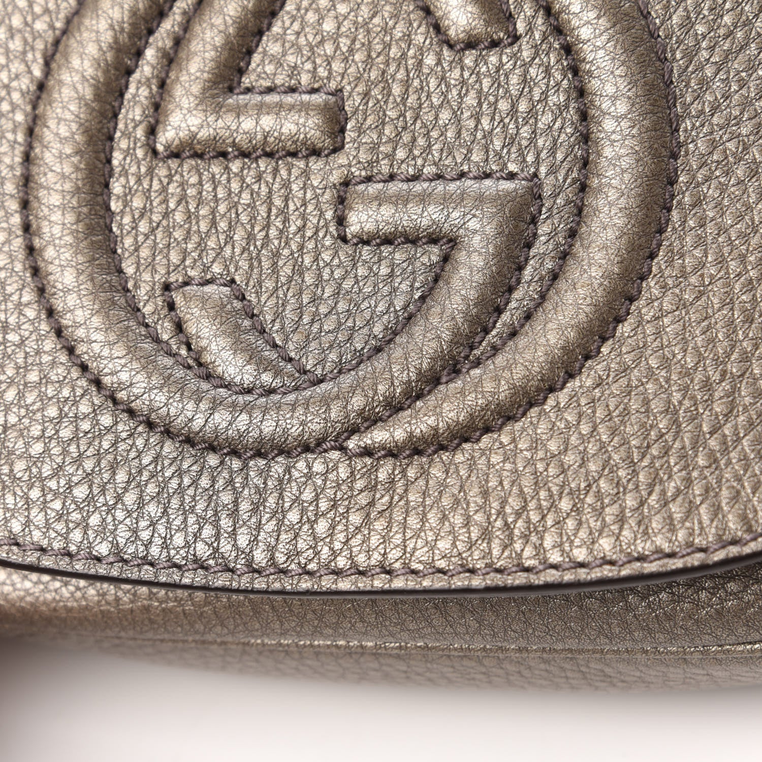 Gucci Metallic Pebbled Calfskin Small Soho Flap Crossbody Sasso 11 of 11