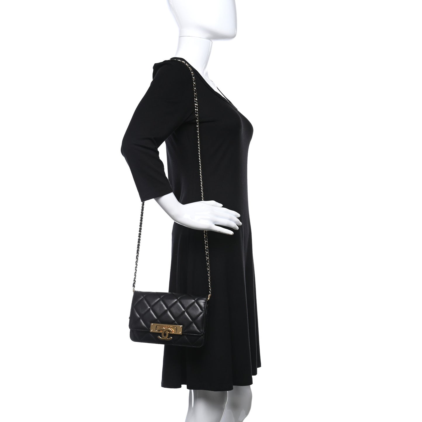 Lambskin Quilted Golden Class Wallet on Chain WOC Black