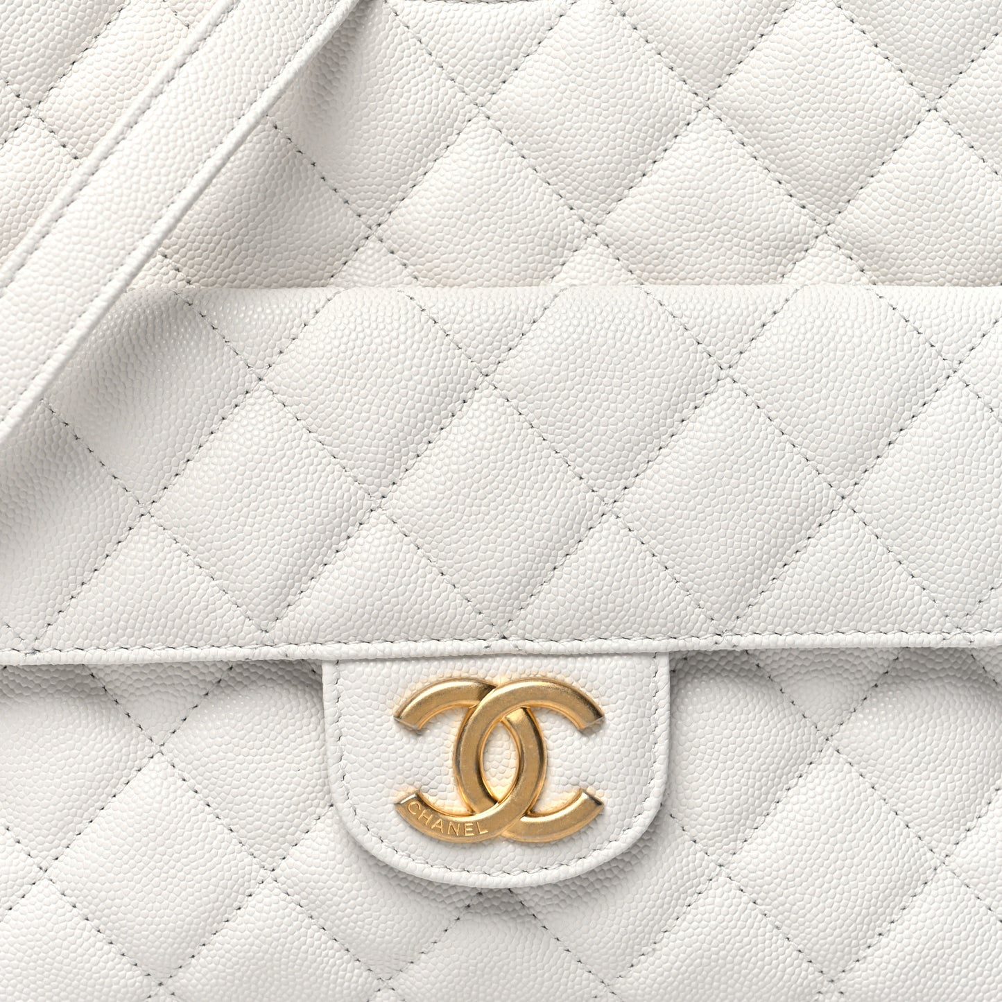 Caviar Quilted Wavy CC Hobo White