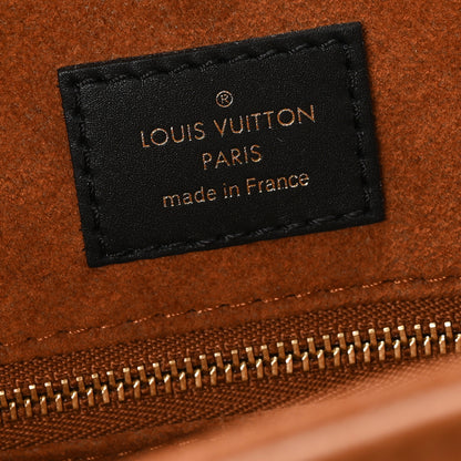 Louis Vuitton Empreinte Monogram Giant Wild At Heart Onthego MM Caramel 6 of 11