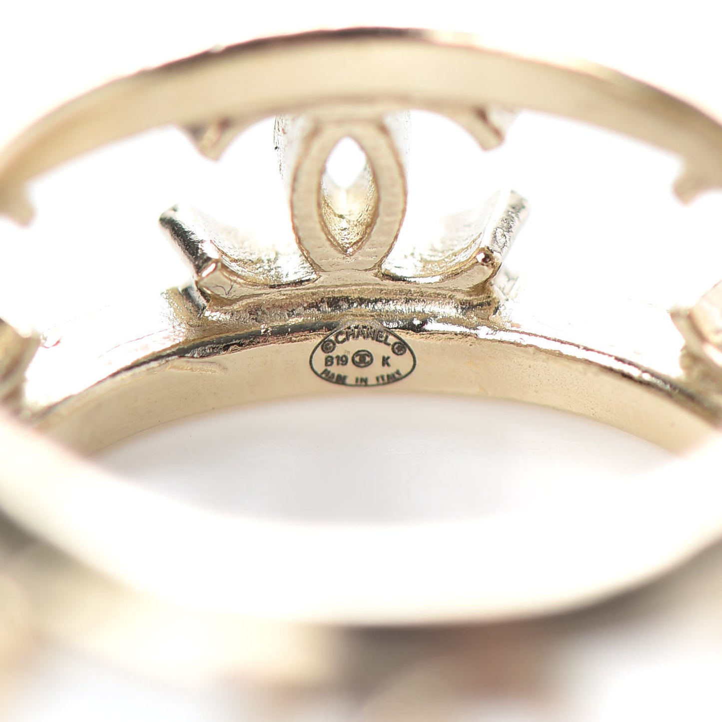 Metal Chain CC Ring 6 Golden
