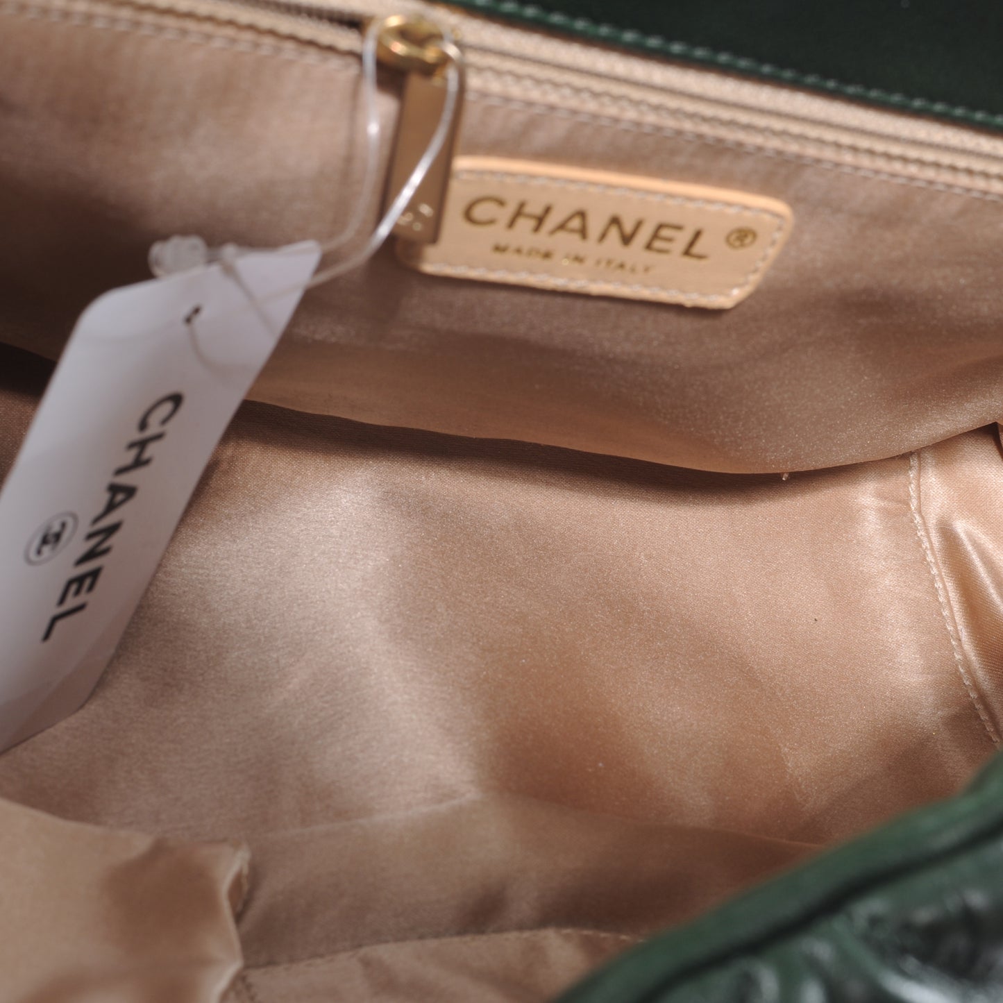 Lambskin Bubble Quilt Flap Green