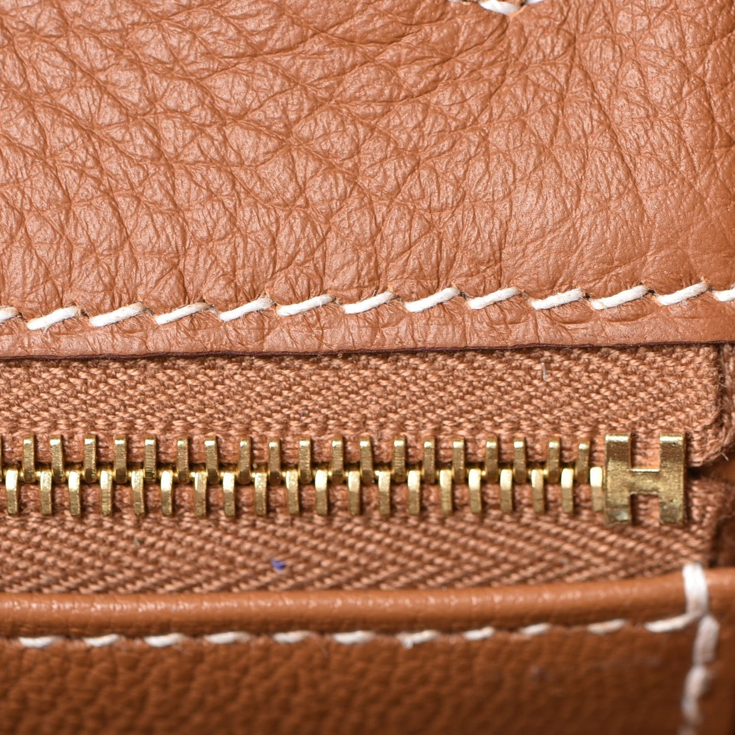 Taurillon Clemence Retourne Horseshoe Kelly 28 Gold