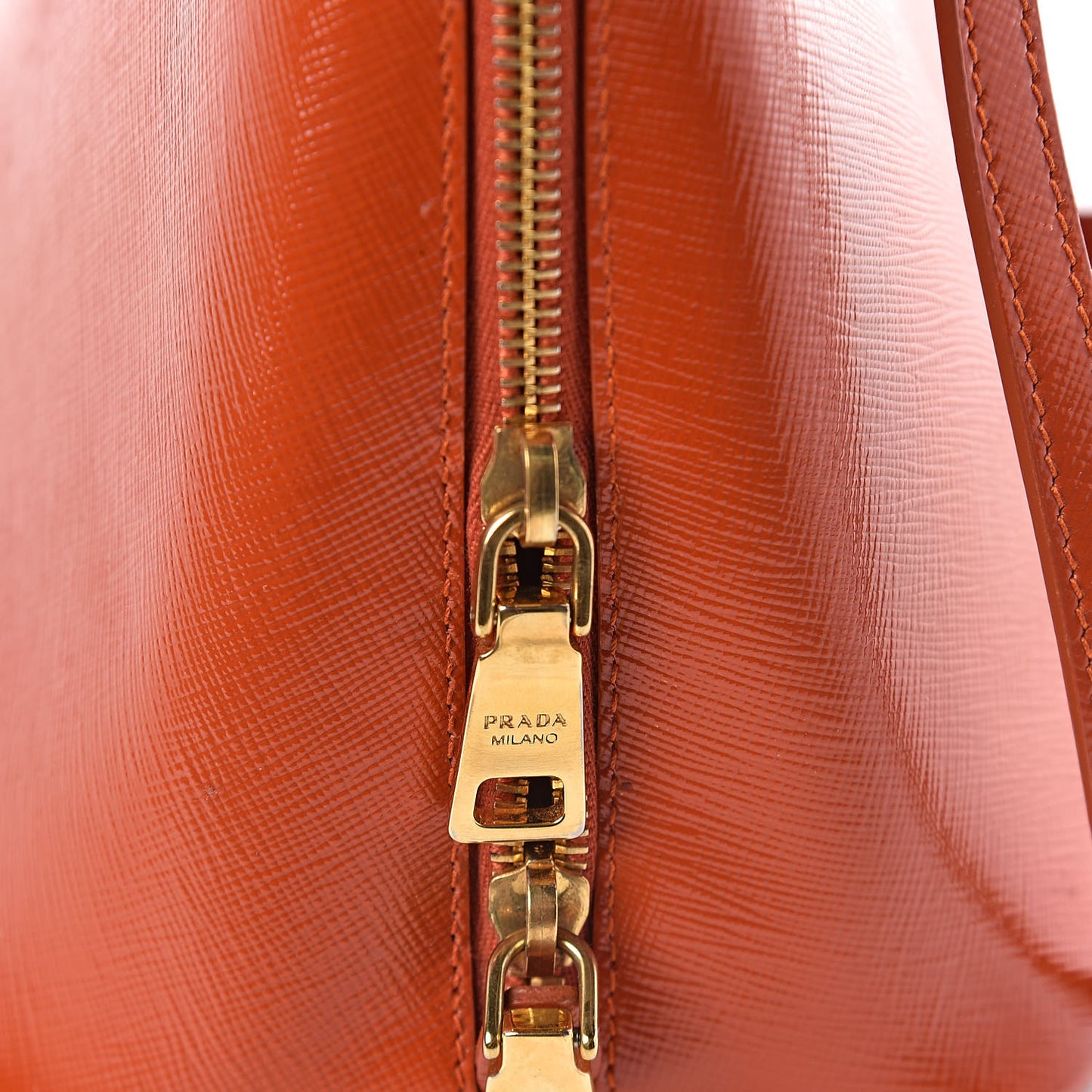 Saffiano Vernice Medium Promenade Tote Arancio