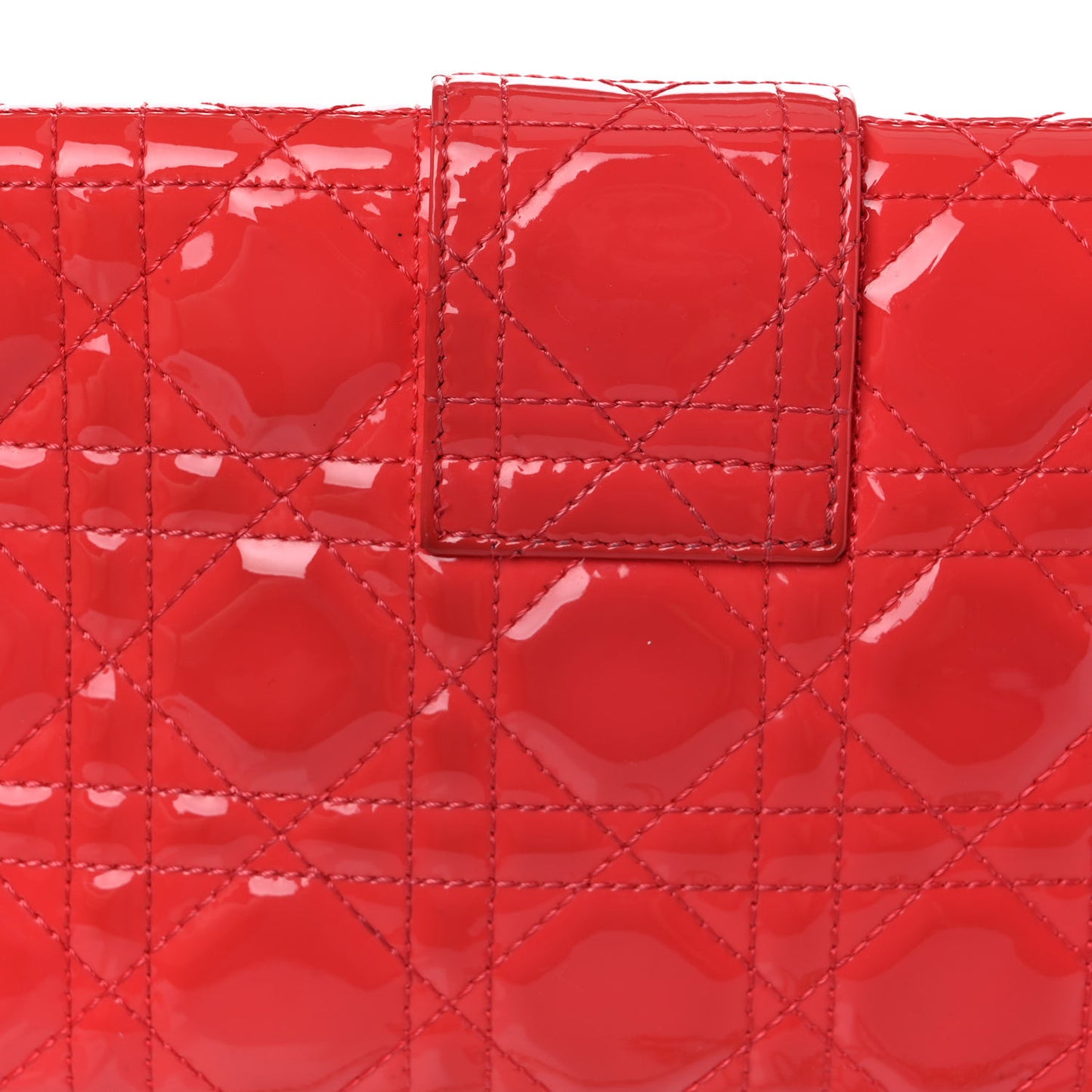Patent Cannage New Lock Pouch Coral