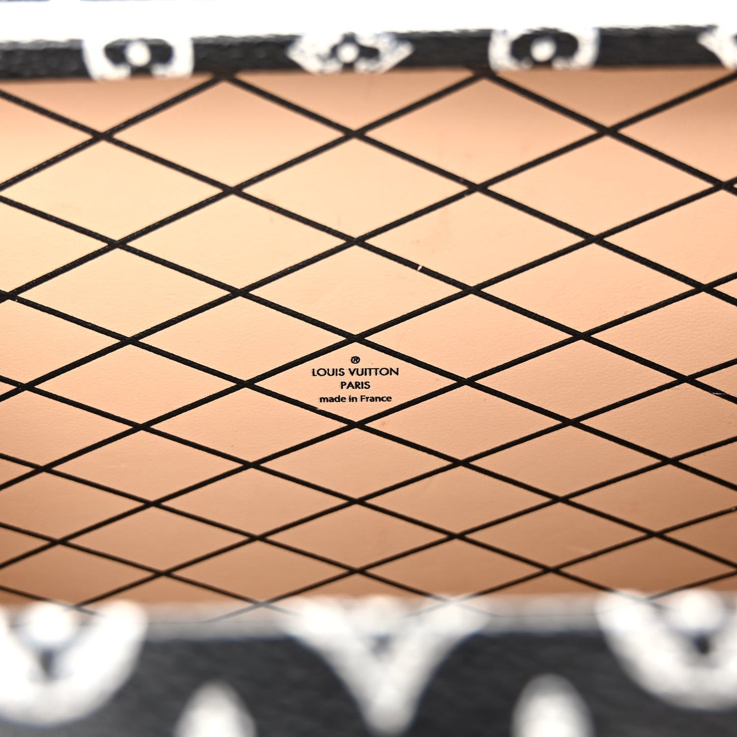 Catogram Petite Malle Black