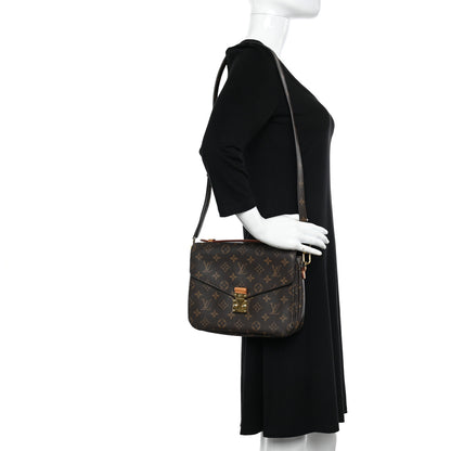 Louis Vuitton Monogram Pochette Metis 2 of 15