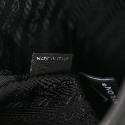 Prada Re-Nylon Saffiano Re-Edition 2005 Shoulder Bag Black 7 of 14