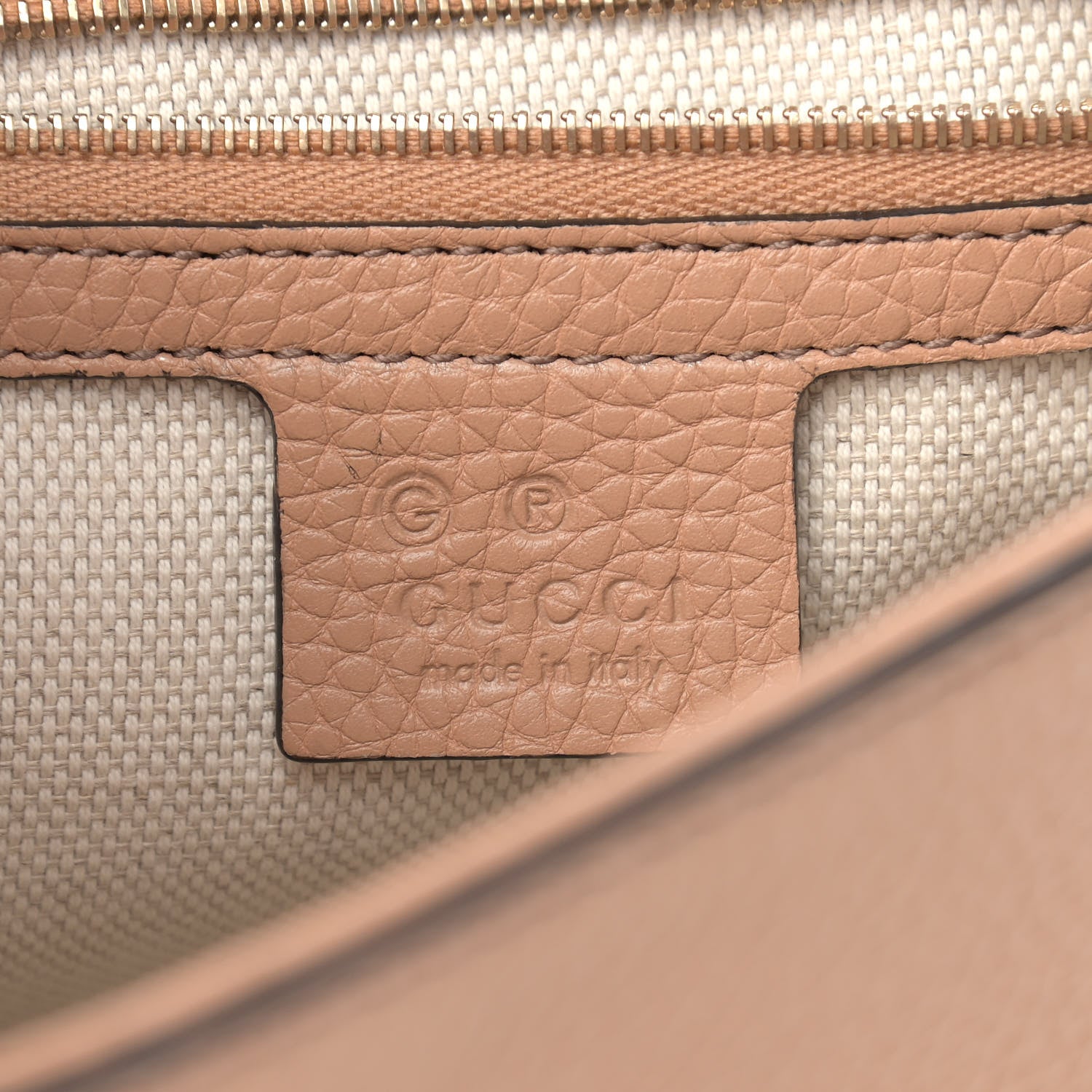 Gucci Pebbled Calfskin Medium Soho Flap Crossbody Camelia 6 of 10