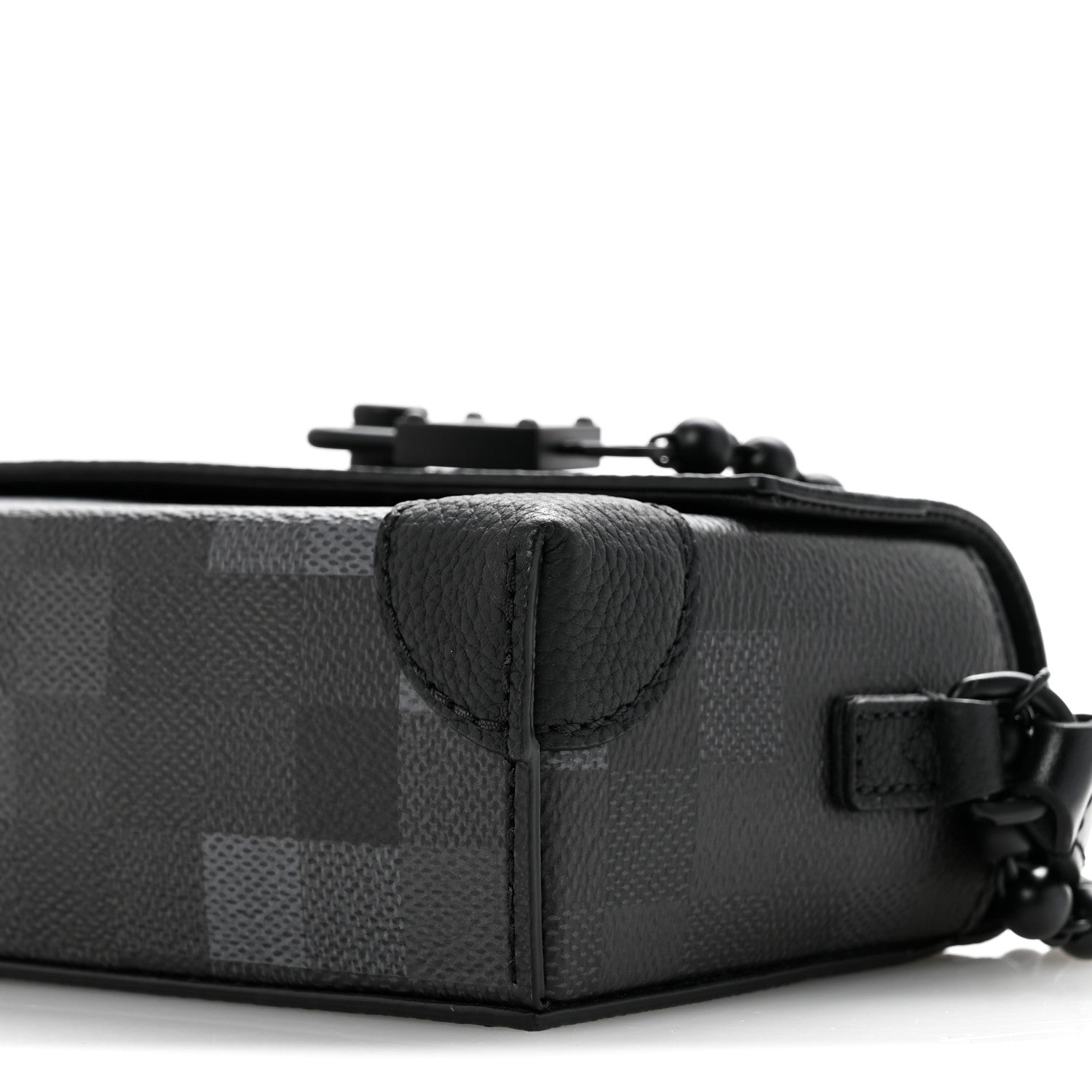 Louis Vuitton Damoflage Steamer Wearable Wallet Black 9 of 10