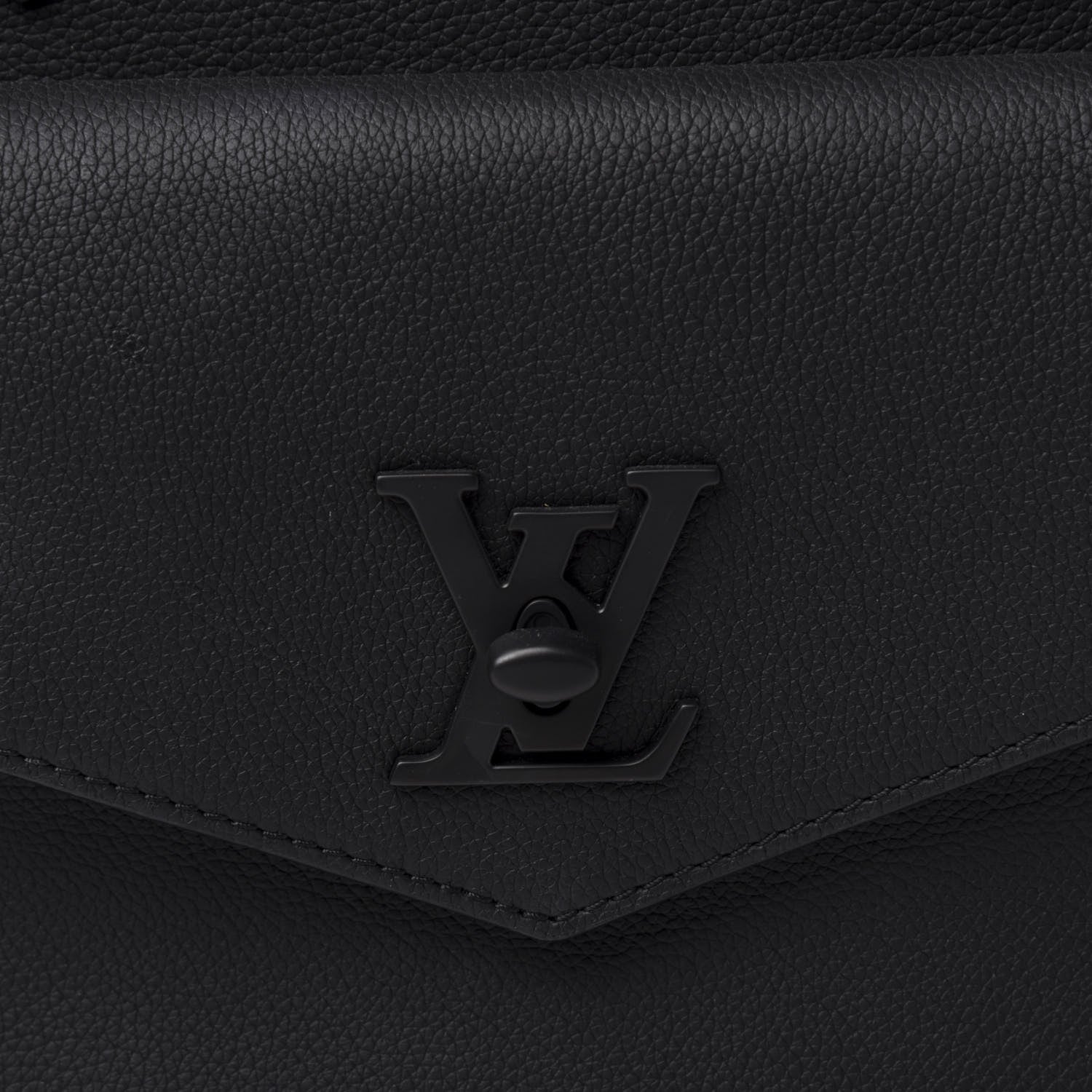 Louis Vuitton Soft Calfskin Lockme Tote MM Black 10 of 10