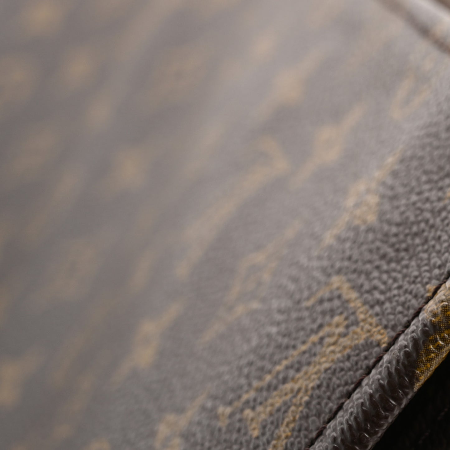 Monogram Poche Documents Portfolio Case 39