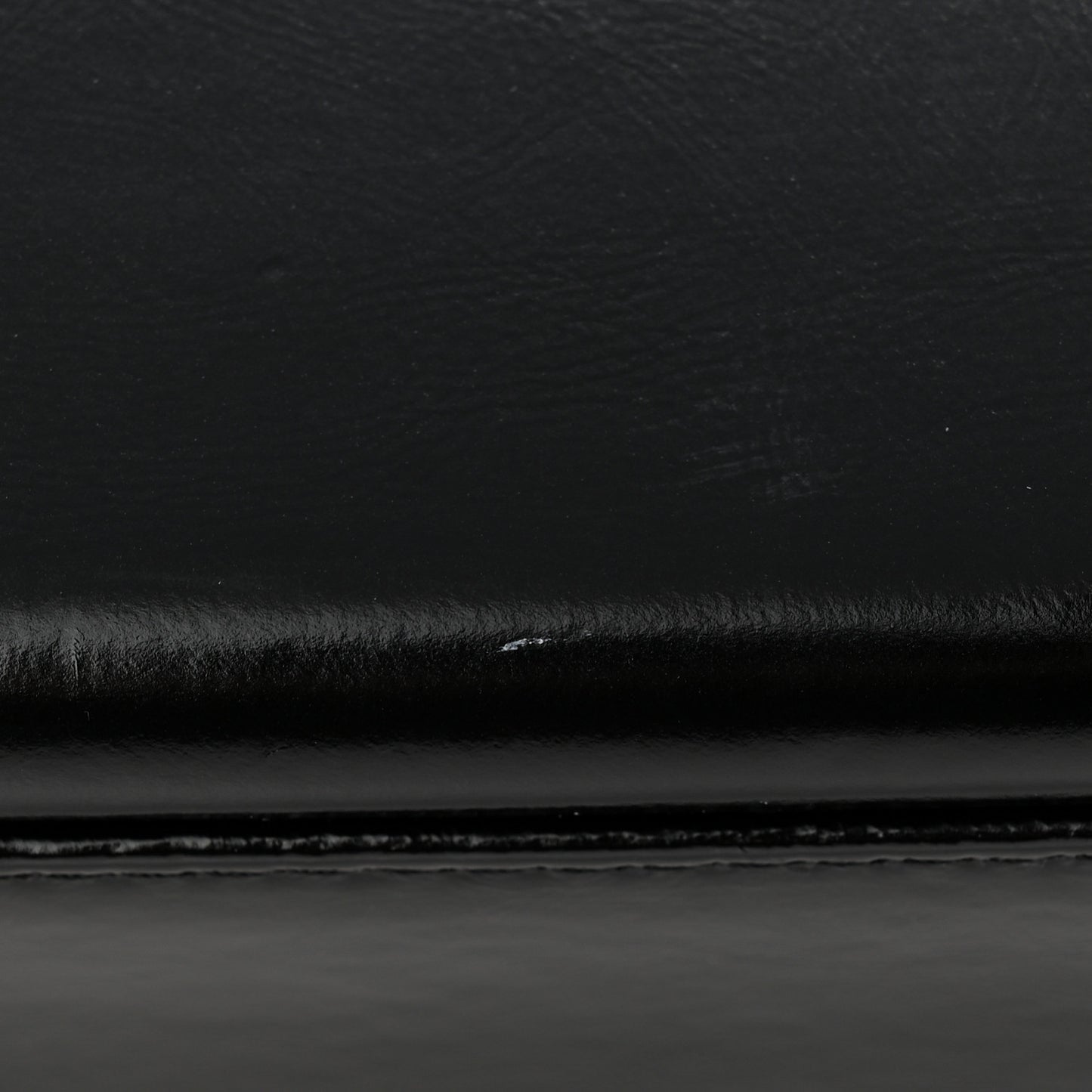 Aged Calfskin Quilted New Medium Gabrielle Hobo Black