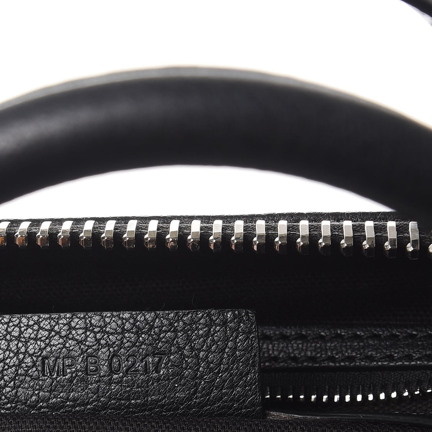 Sugar Goatskin Medium Antigona Black