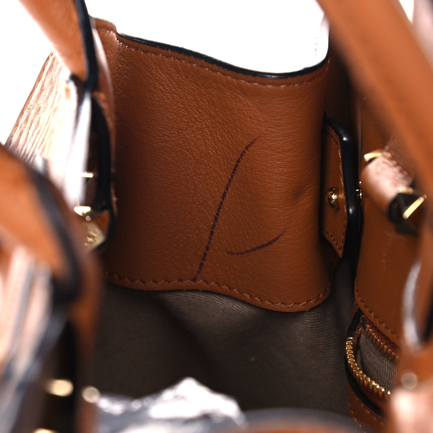 Visetos Small Essential Tote Cognac