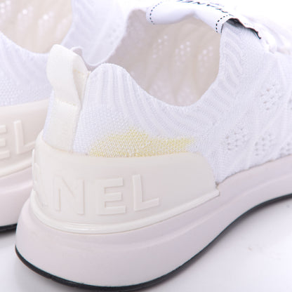 Chanel Mixed Fibers Quilted Womens CC Sneakers 40 White 9 of 10