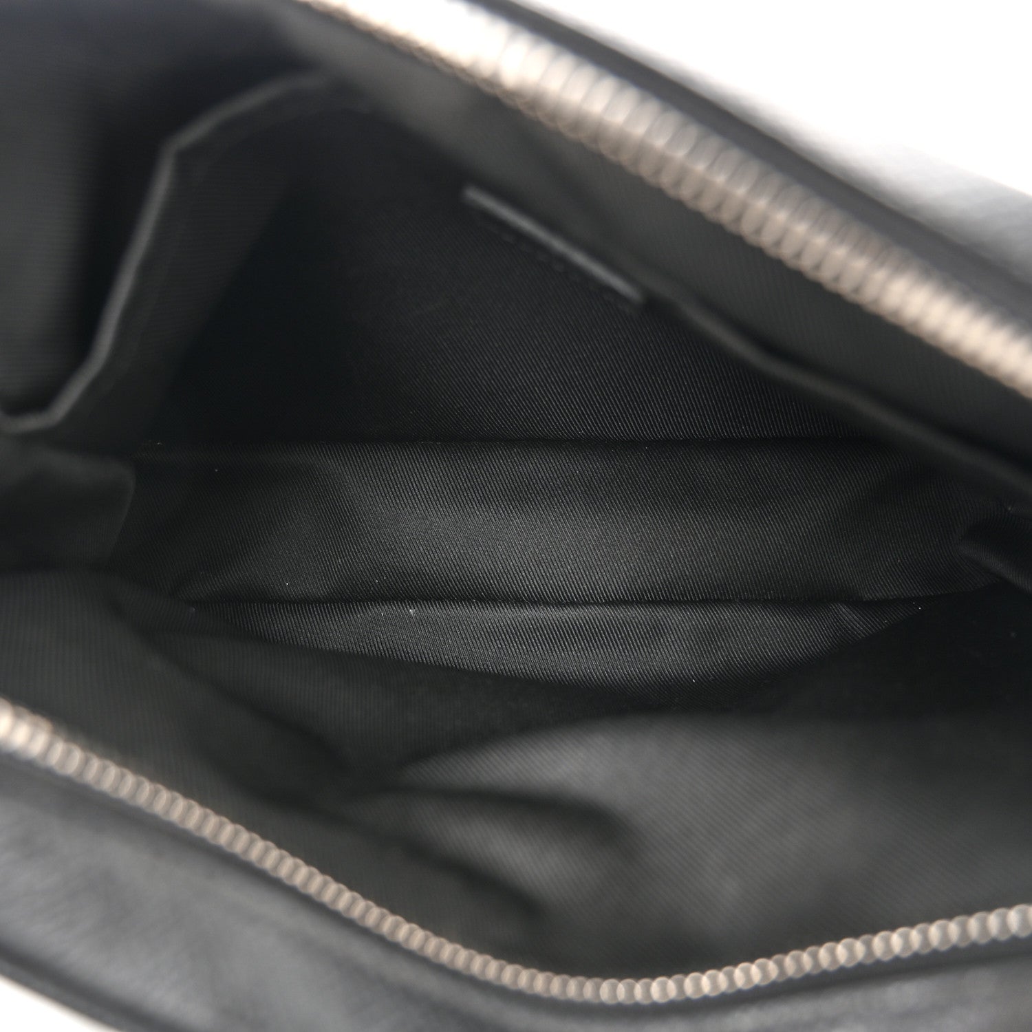Louis Vuitton Taiga Monogram Eclipse Outdoor Messenger Black 5 of 10