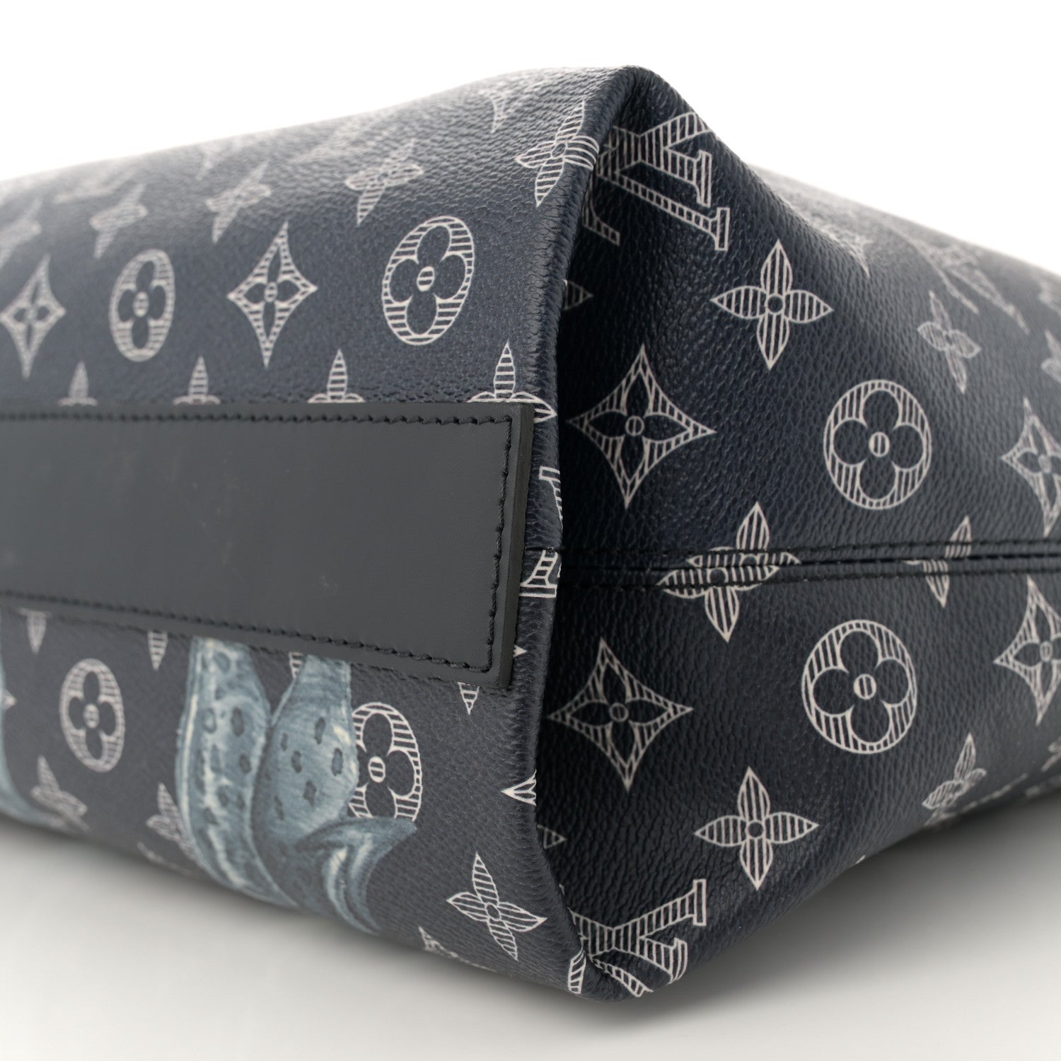Louis Vuitton Savane Monogram Chapman Atlas Tote Ink 9 of 11