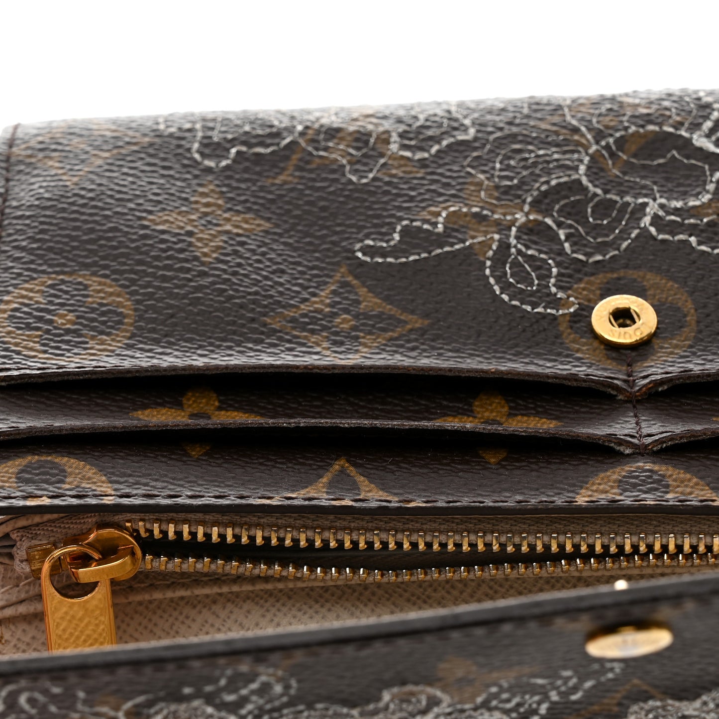 Monogram Dentelle Sarah Wallet Silver