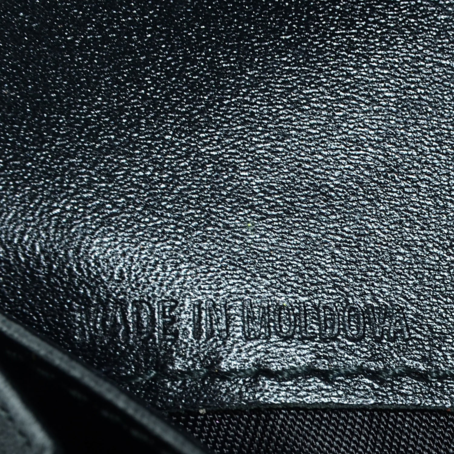 Burberry Beat Check Penrose Perforated Wallet Black 7 of 8