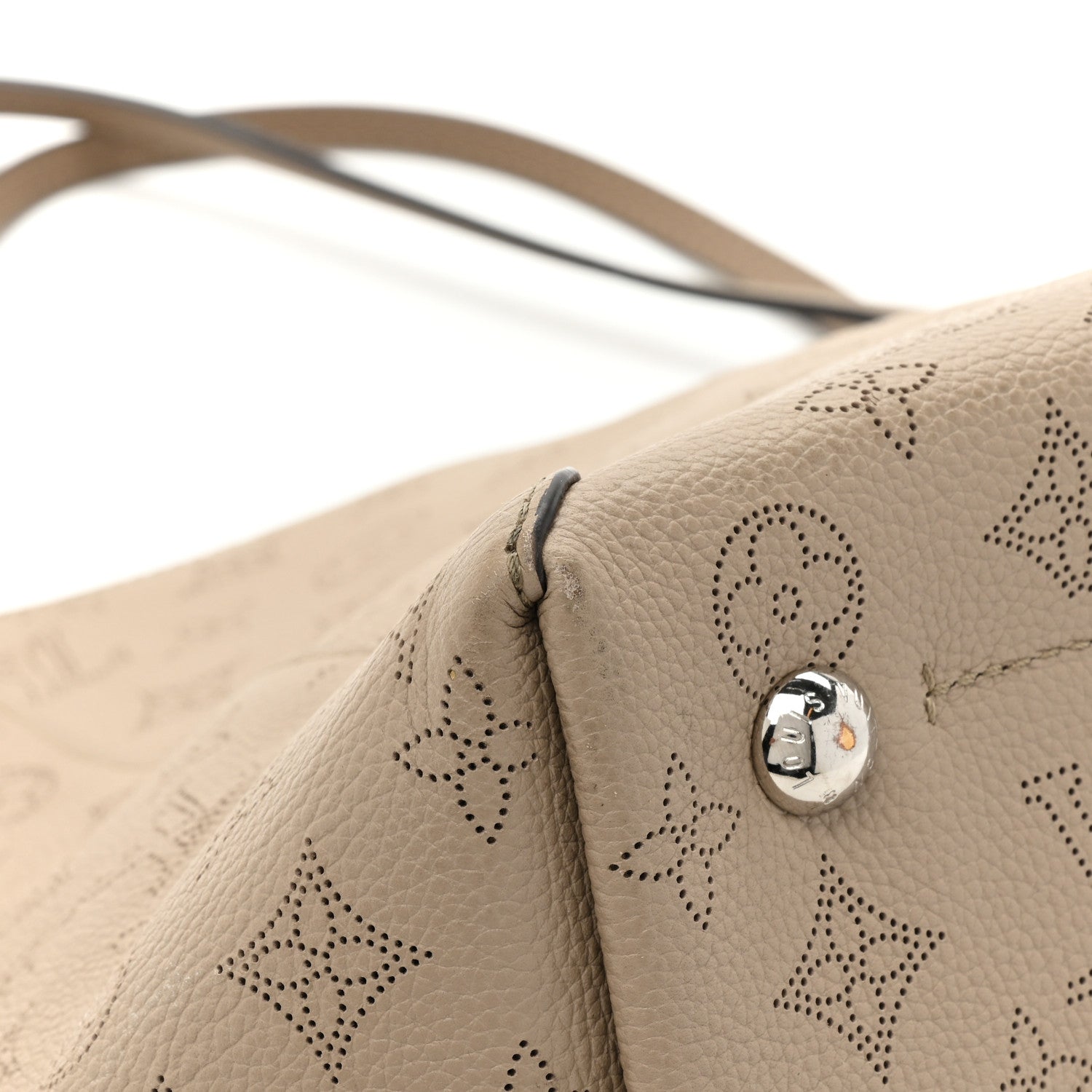 Louis Vuitton Mahina Hina MM Galet 11 of 17