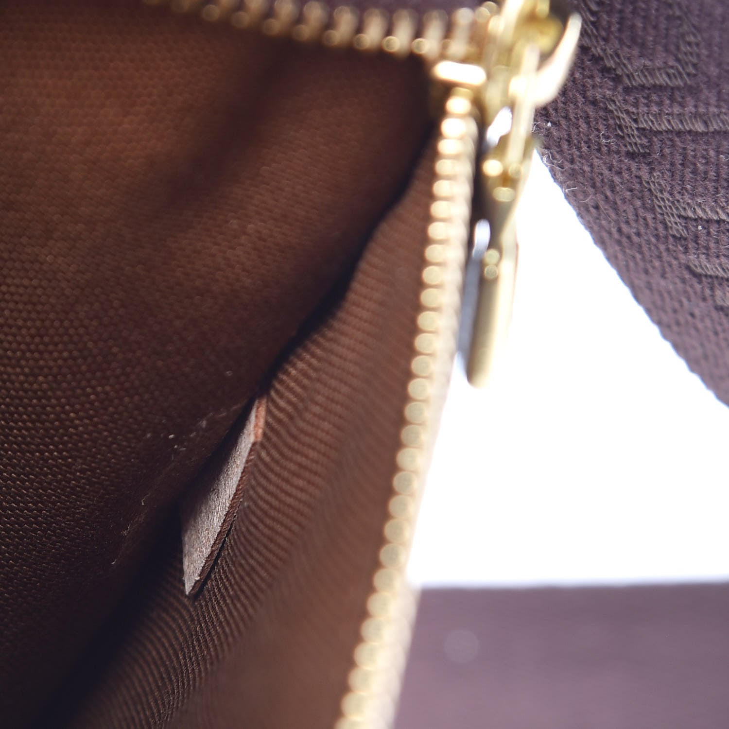 Louis Vuitton Monogram Pochette Valmy 7 of 11
