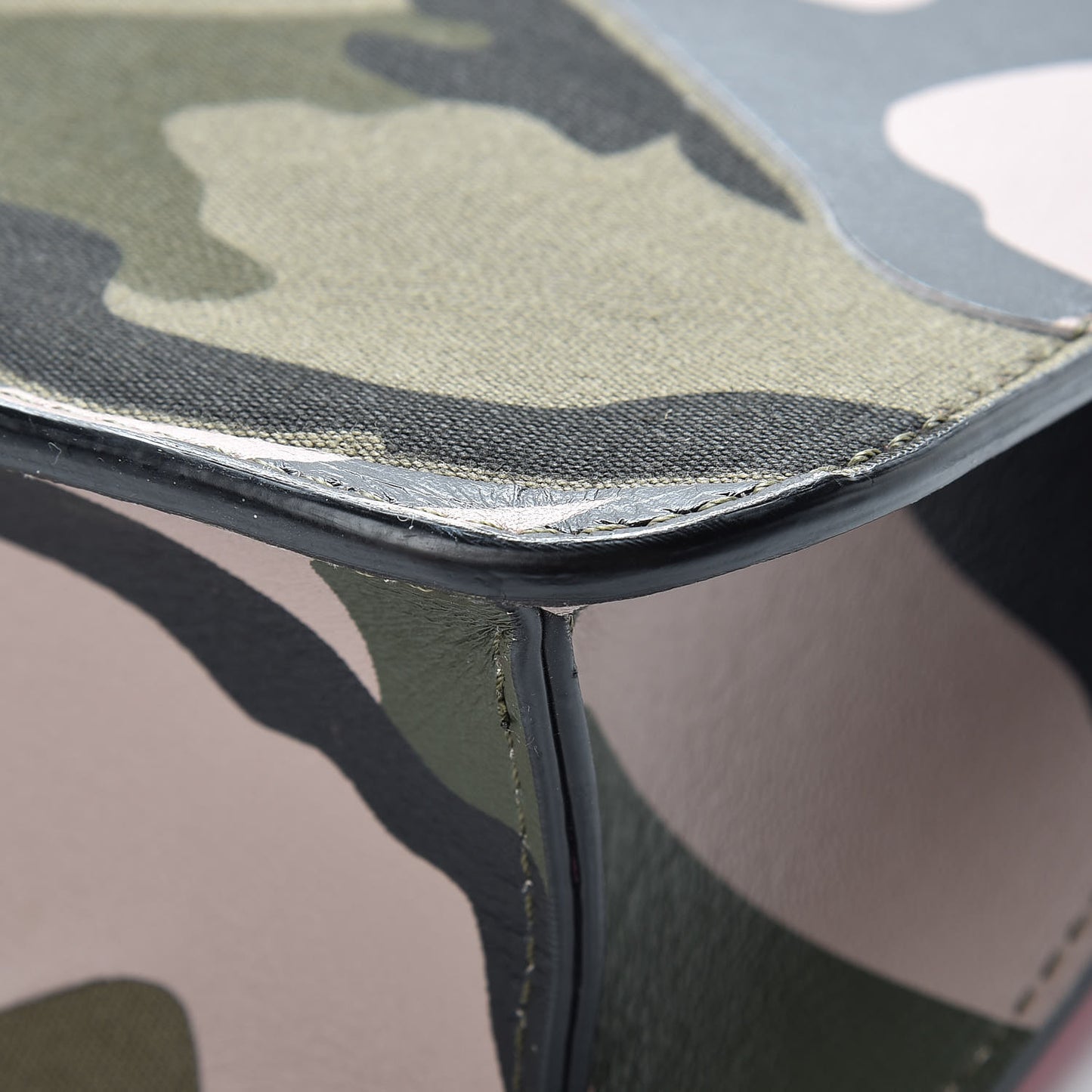 Nappa Canvas Camouflage Medium Glam Lock Rockstud Flap Fuxia Fluo