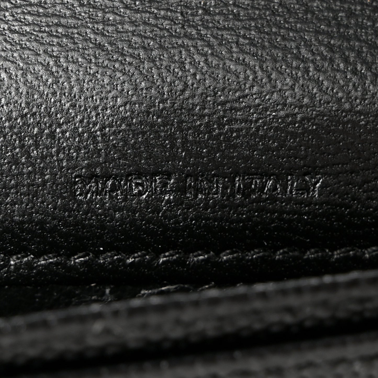 Grain De Poudre Matelasse Chevron Monogram Flap Card Case Black Black