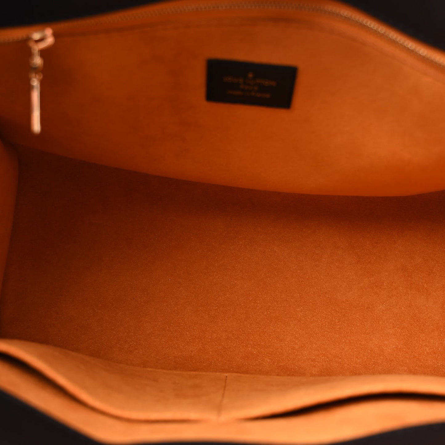 Calfskin Monogram Tufting On My Side Black