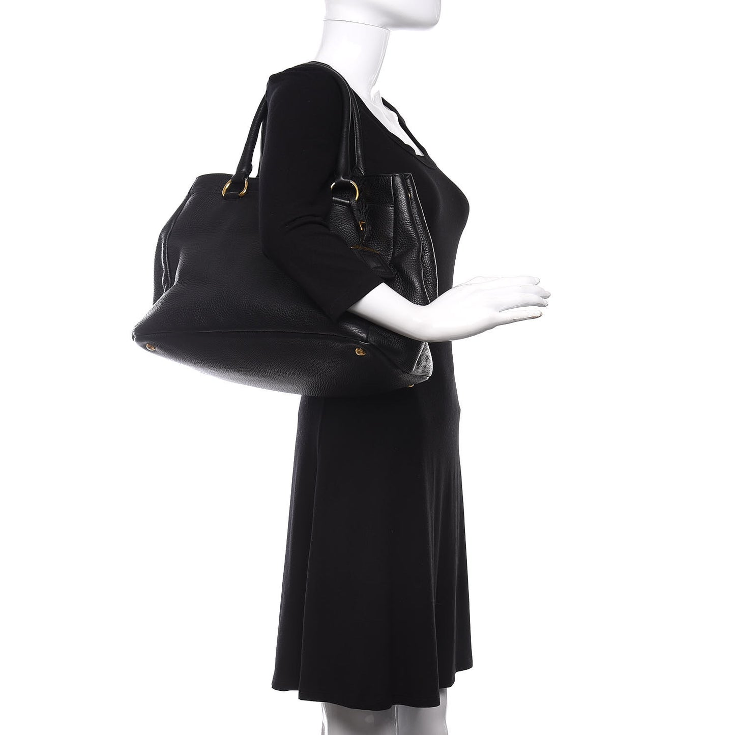 Vitello Daino Shoulder Bag Black