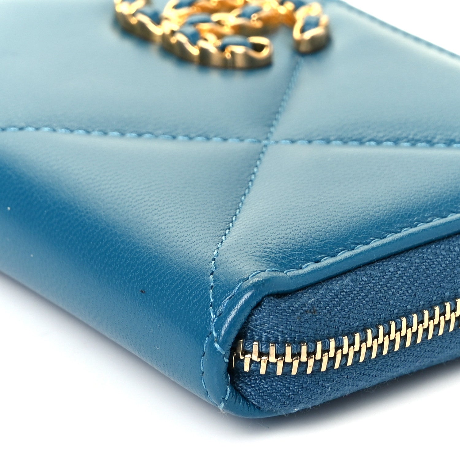Chanel Shiny Goatskin Quilted Medium Chanel 19 Zipped Wallet Turquoise 9 of 9