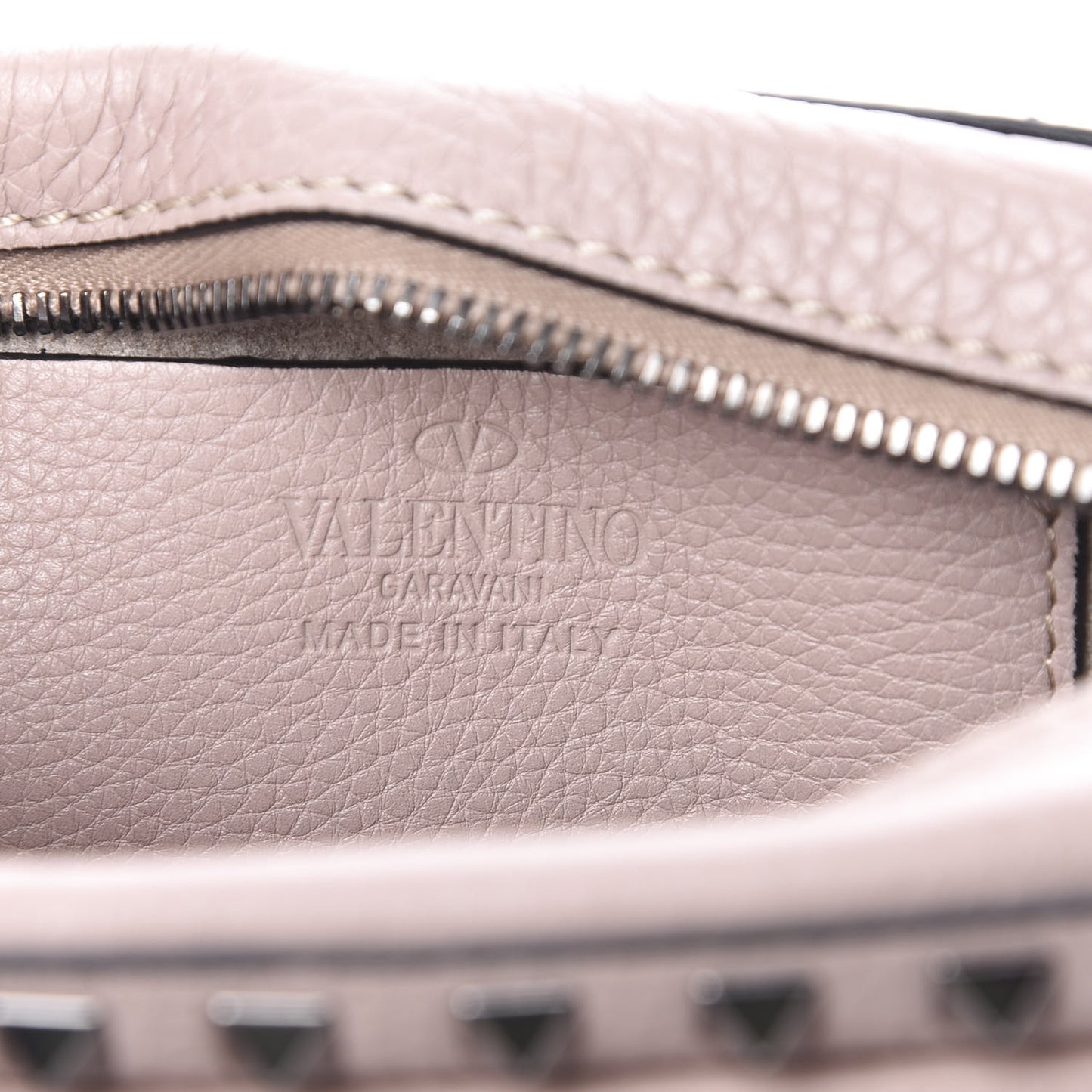 Grained Calfskin Small Rockstud Flap Pocket Camera Crossbody Bag Poudre
