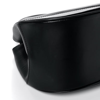 Louis Vuitton Epi Montaigne Sac Black 8 of 11