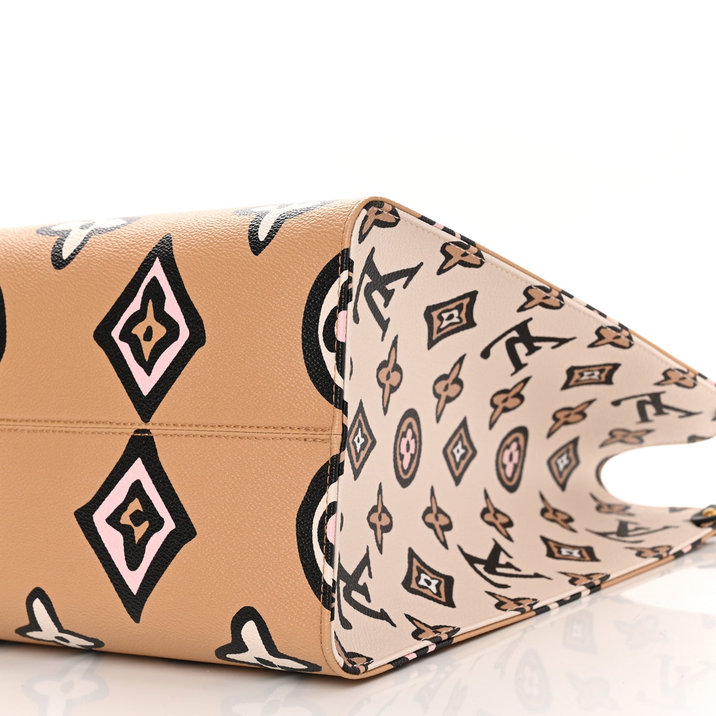 Monogram Giant Wild At Heart Onthego GM Arizona