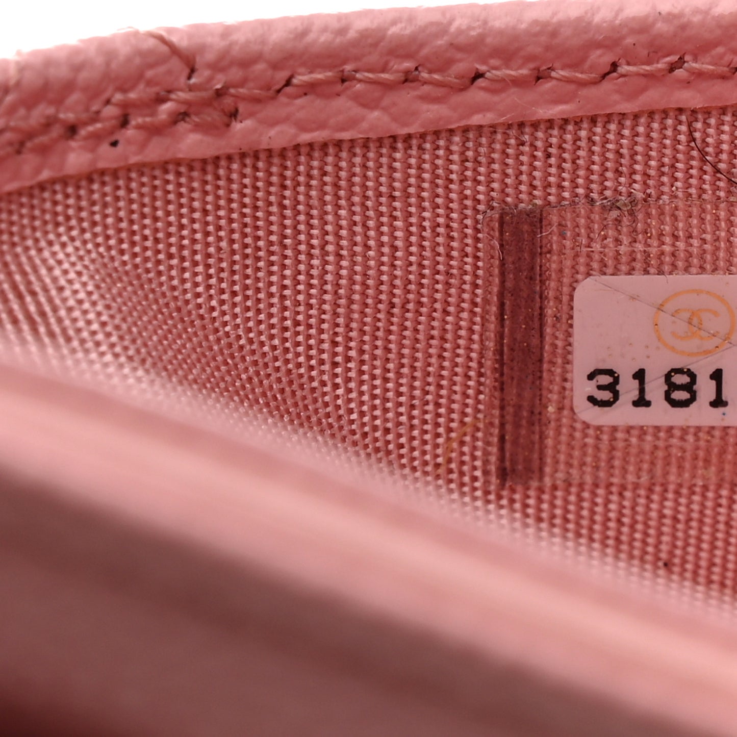 Caviar Quilted Card Holder Light Pink