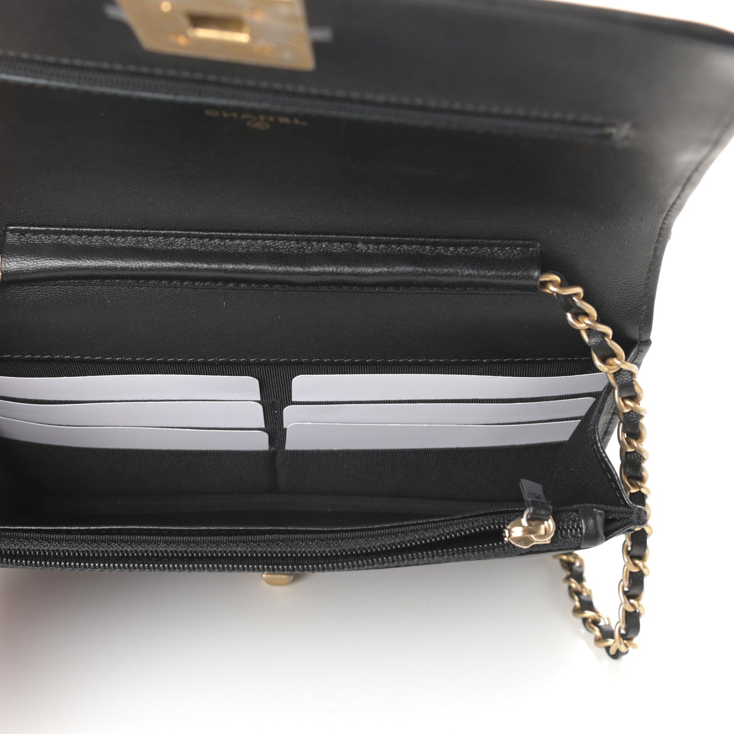 Lambskin Pyramid Wallet On Chain WOC Black