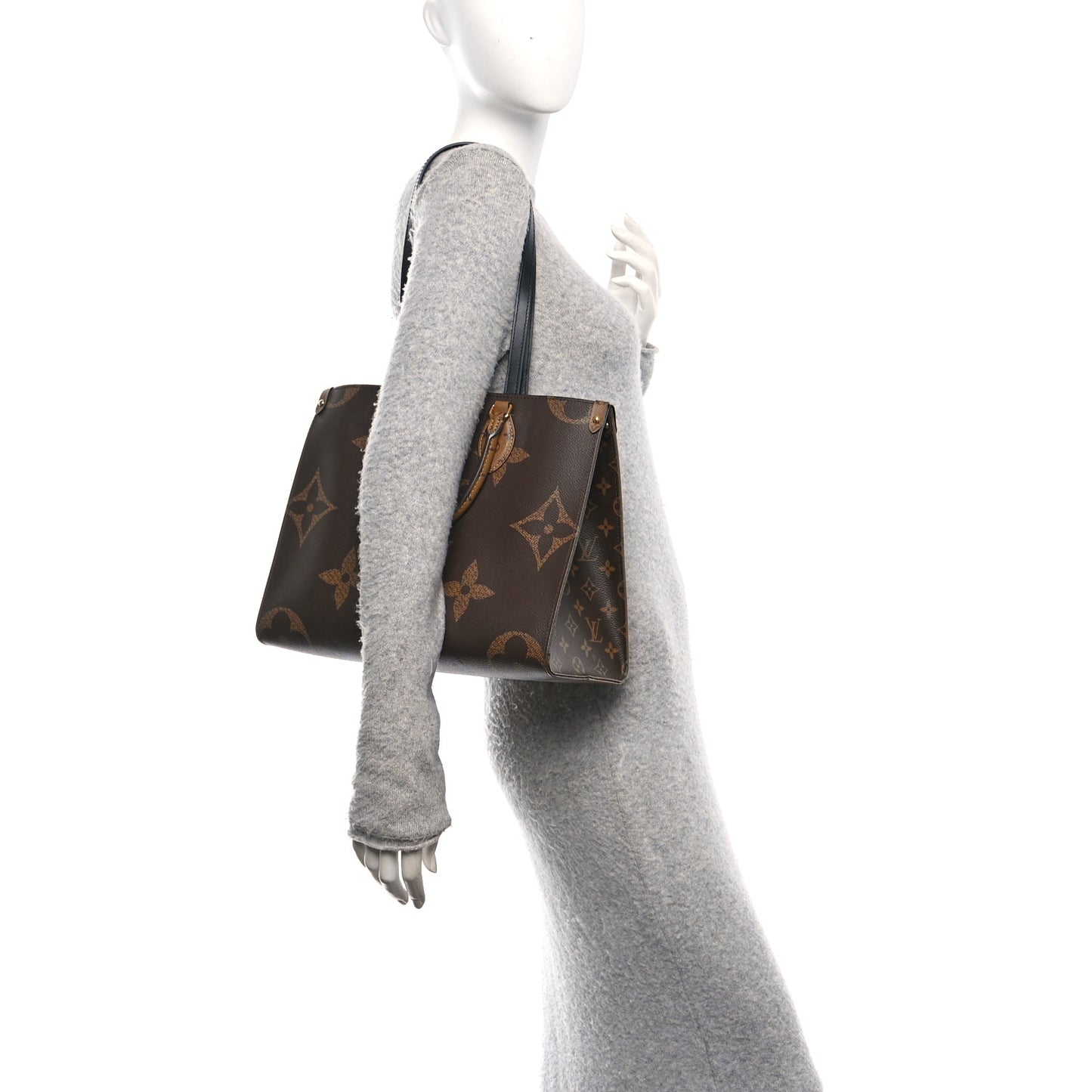 Reverse Monogram Giant Onthego MM