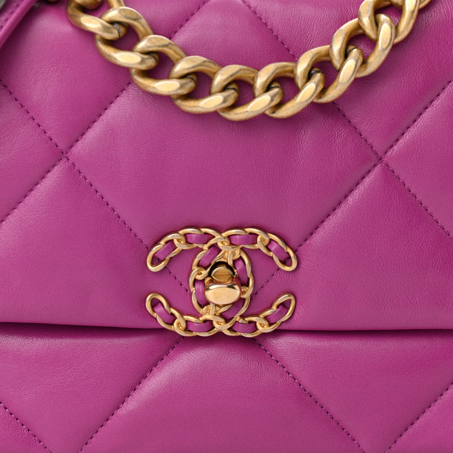 Lambskin Quilted Medium Chanel 19 Flap Purple