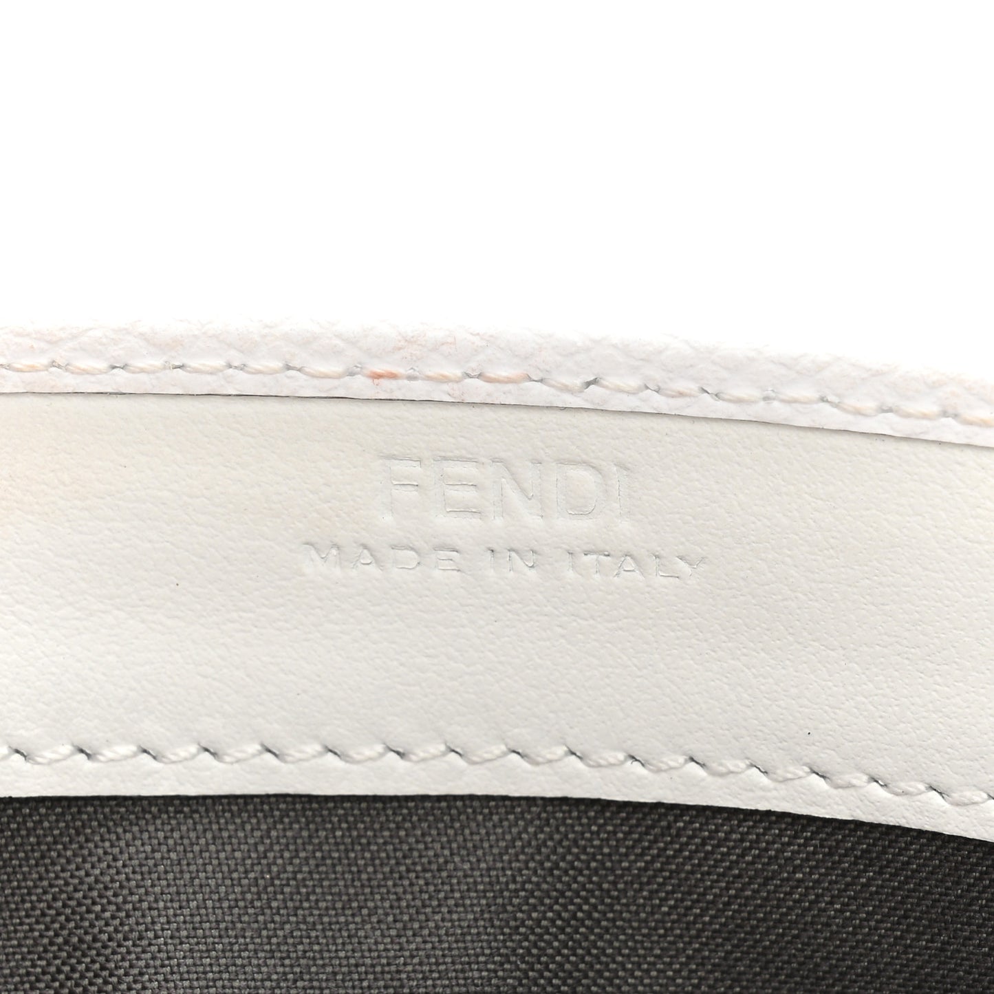Vitello Cruise F is Fendi Continental Envelope Wallet on Chain Bianco
