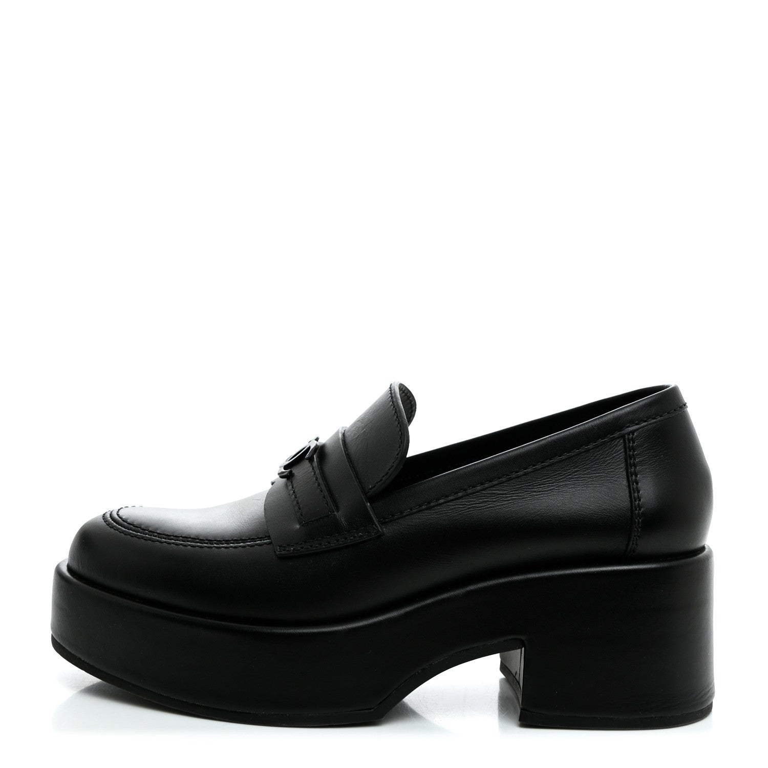 Chanel Calfskin CC Platform Loafers 36 Black 1581366 – FASHIONPHILE