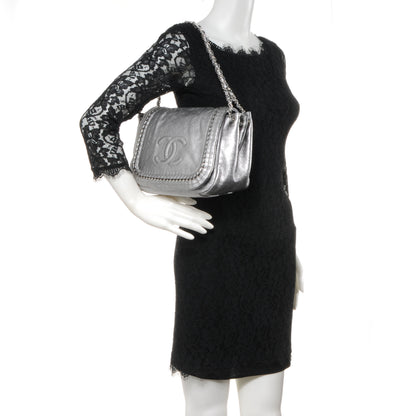 Chanel Luxe Ligne Flap Bag Silver 2 of 8