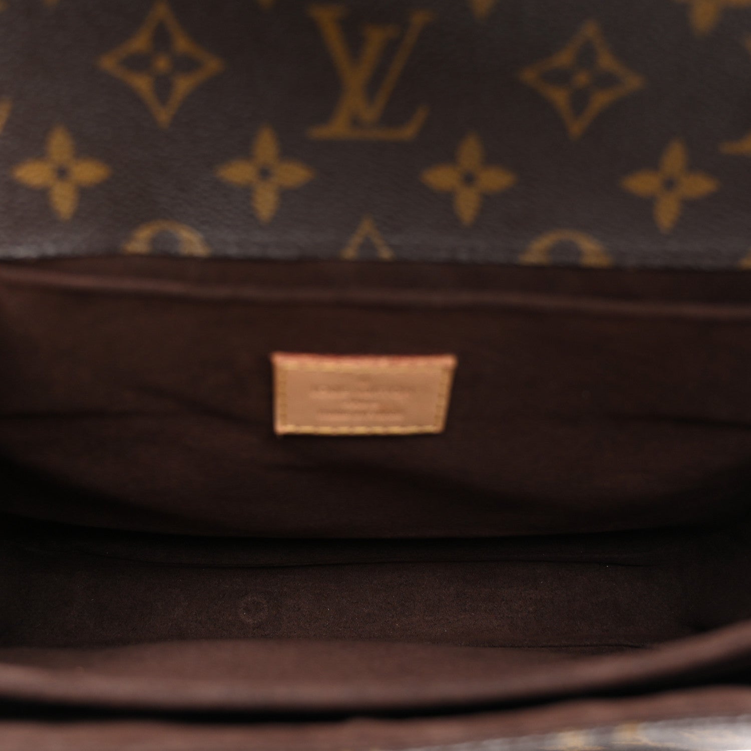 Louis Vuitton Monogram Pochette Metis 5 of 11
